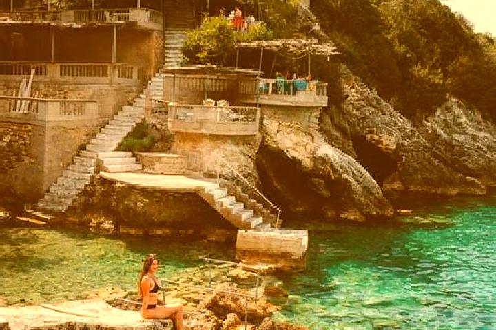 Build the Bank slot machine
