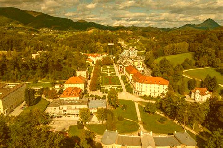Rags to Riches online slot
